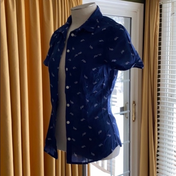 H&M Top - Picture 2 of 3